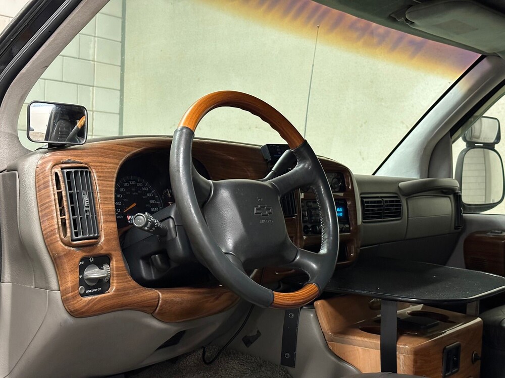 Chevrolet Starcraft 6.5 V8 218PS 2000 Kameercamper, T-567-BZ