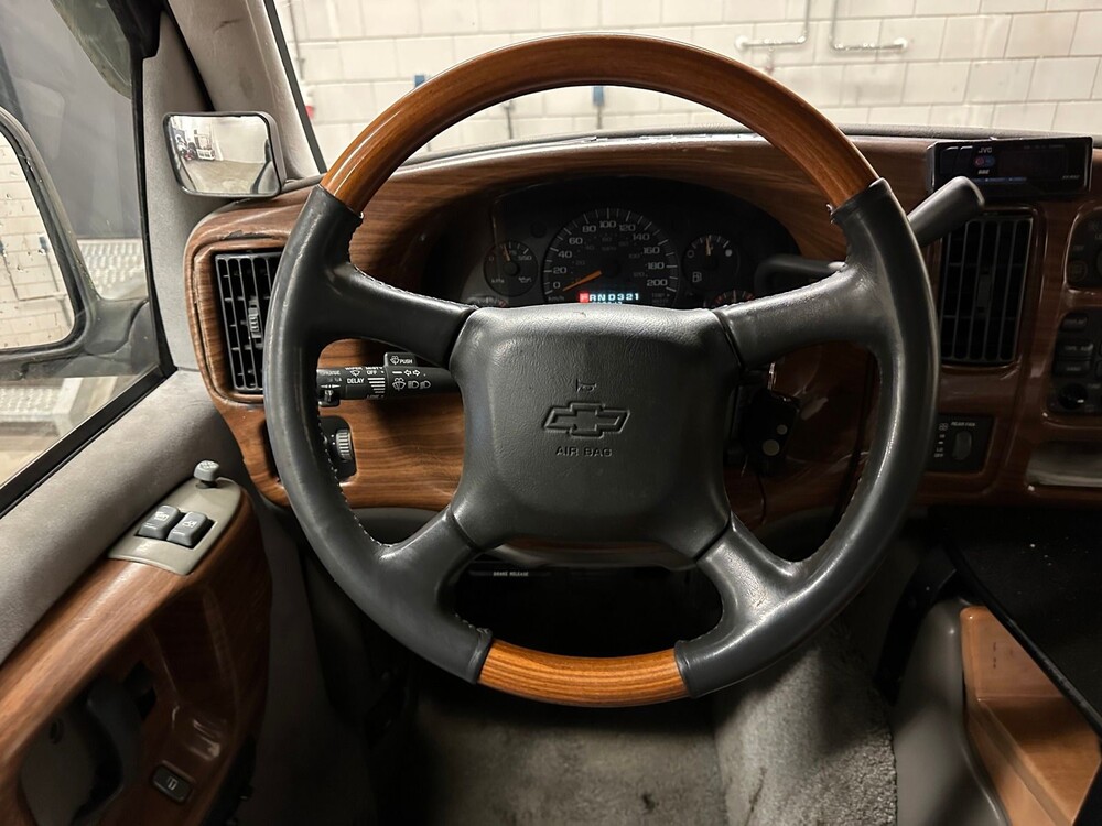 Chevrolet Starcraft 6.5 V8 218PS 2000 Kameercamper, T-567-BZ