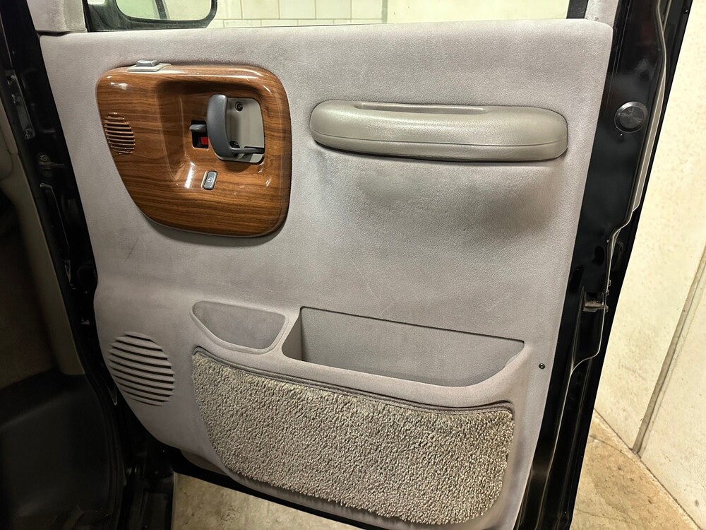 Chevrolet Starcraft 6.5 V8 218PS 2000 Kameercamper, T-567-BZ