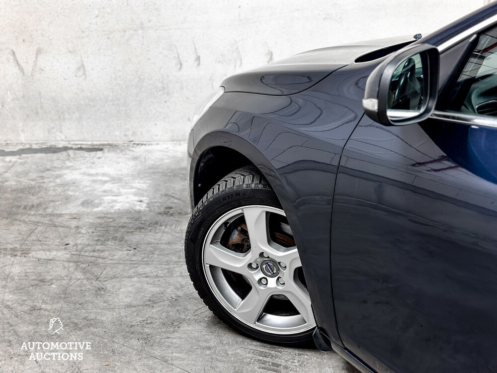 Volvo V60 1.6 T4 Momentum 179hp 2013, 06-ZRV-7