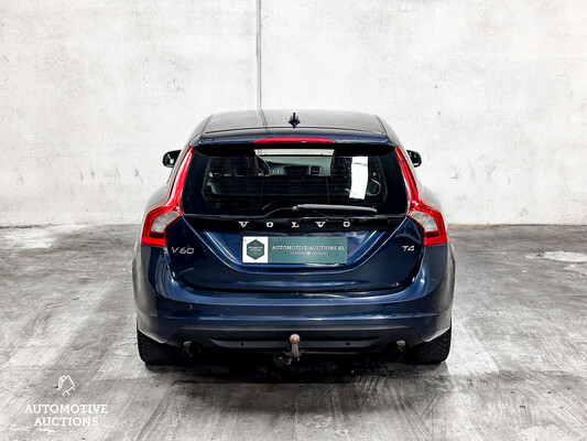 Volvo V60 1.6 T4 Momentum 179hp 2013, 06-ZRV-7