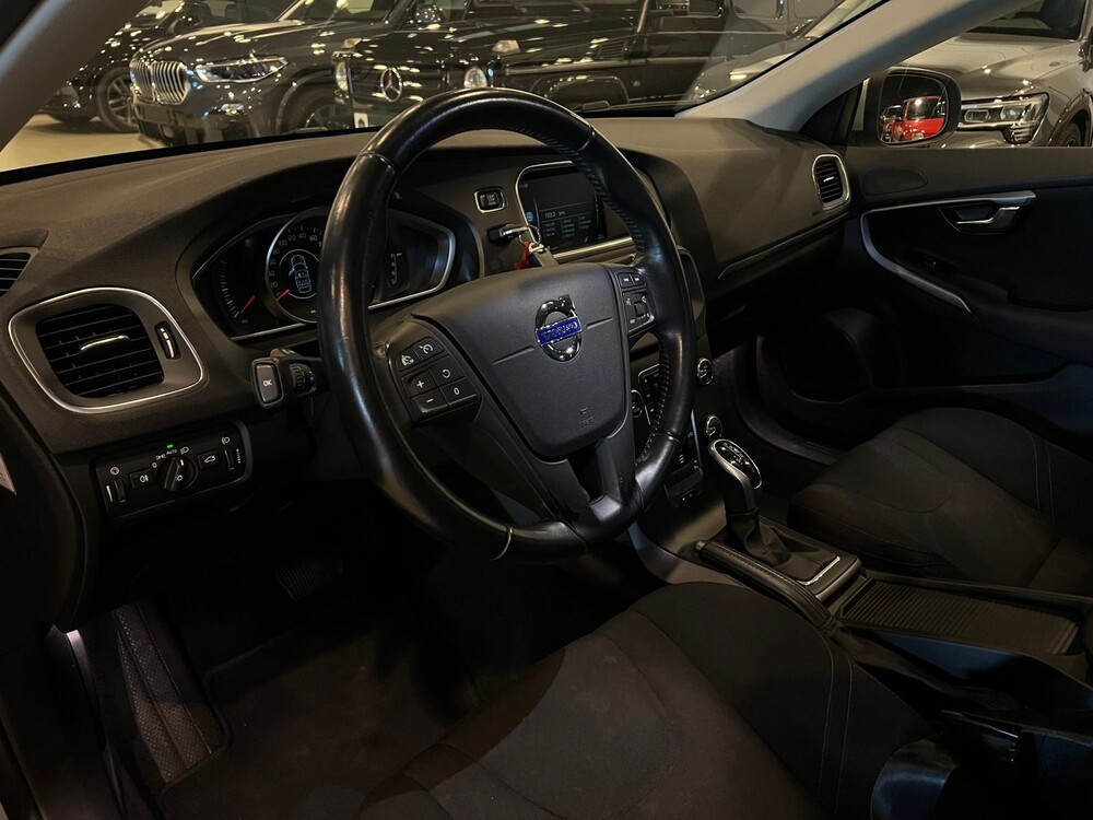 Volvo V40 1.6 D2 Momentum 114pk 2014 -AUTOMAAT-, GS-476-V