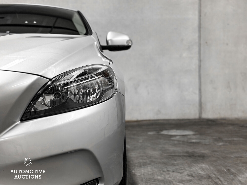 Volvo V40 1.6 D2 Momentum 114pk 2014 -AUTOMAAT-, GS-476-V