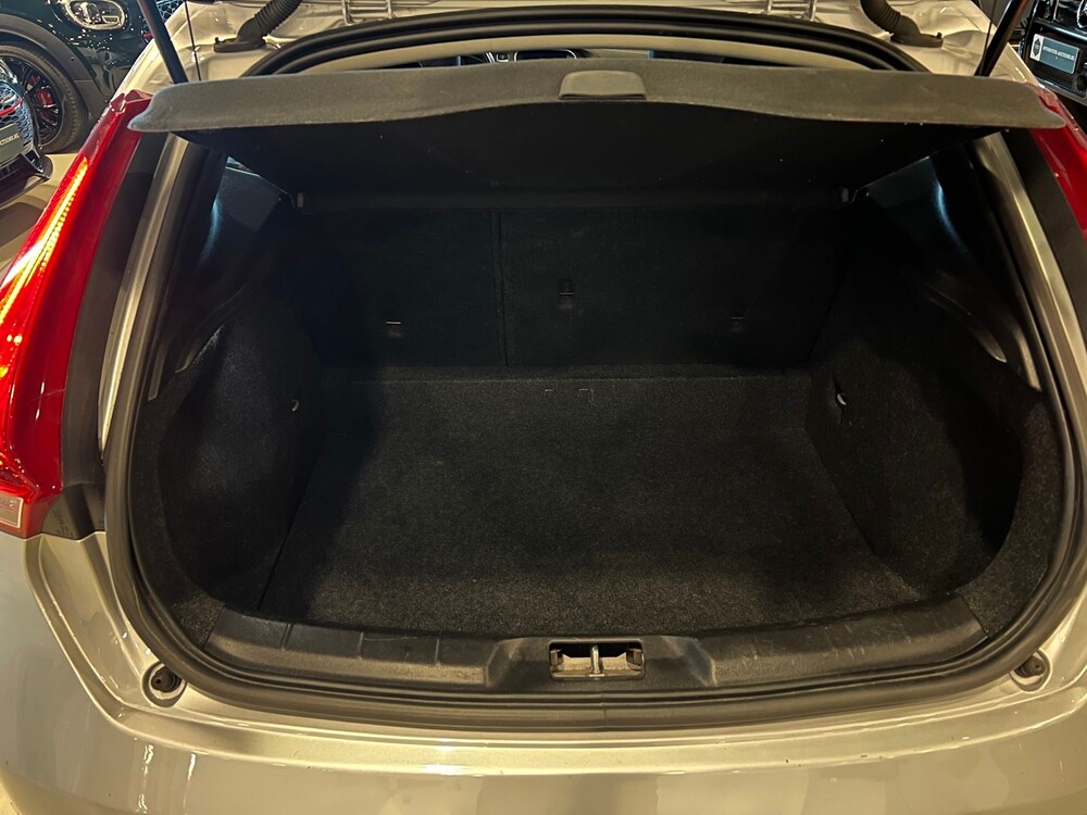 Volvo V40 1.6 D2 Momentum 114pk 2014 -AUTOMAAT-, GS-476-V