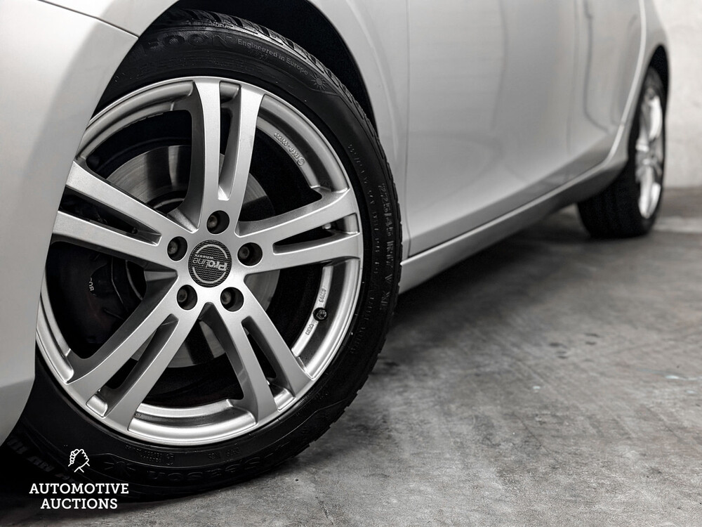 Volvo V40 1.6 D2 Momentum 114pk 2014 -AUTOMAAT-, GS-476-V