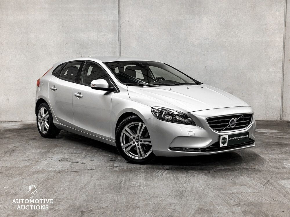 Volvo V40 1.6 D2 Momentum 114pk 2014 -AUTOMAAT-, GS-476-V