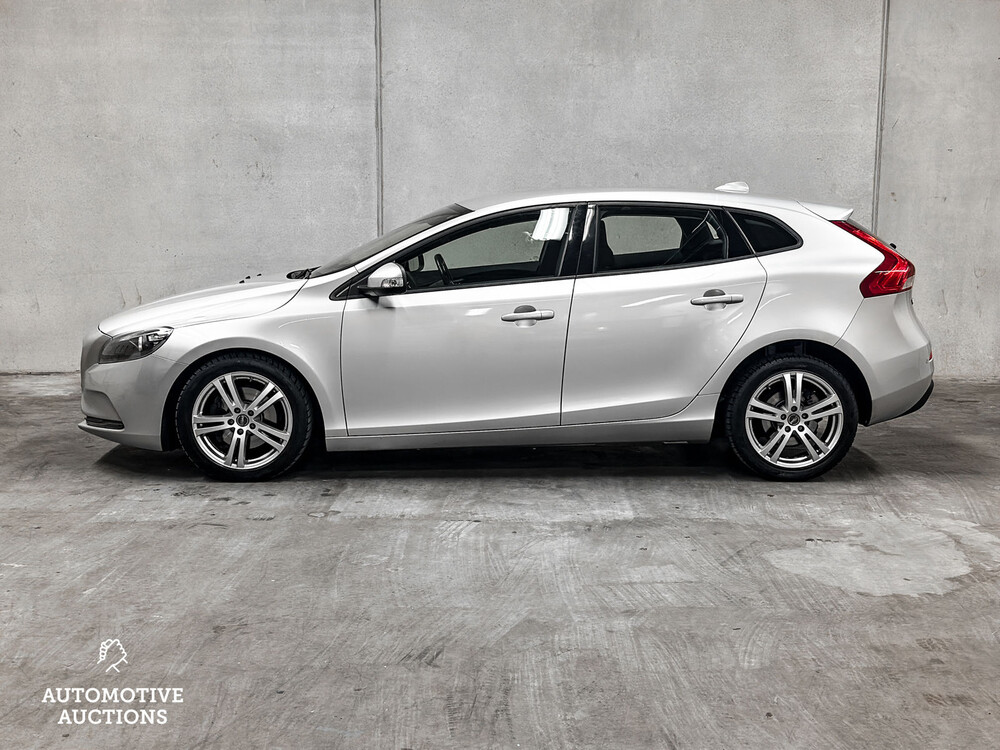 Volvo V40 1.6 D2 Momentum 114pk 2014 -AUTOMAAT-, GS-476-V
