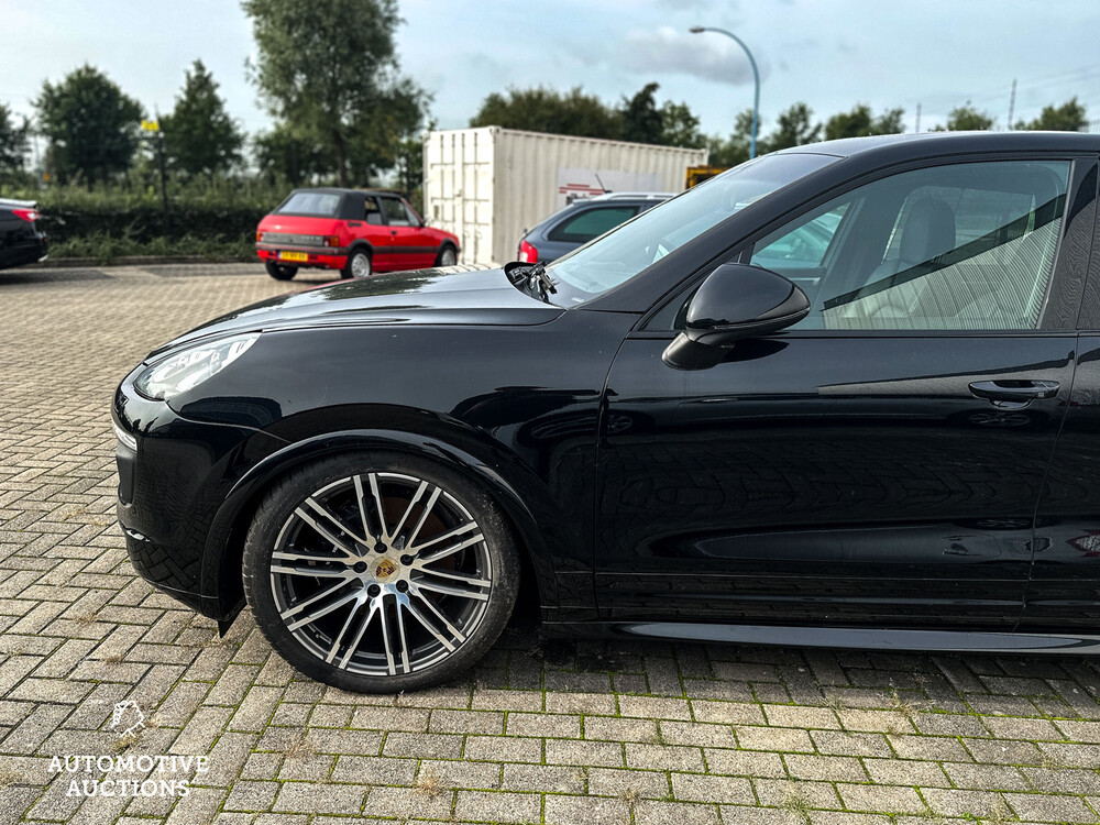 Porsche Cayenne S E-Hybrid 3.0 V6 Sport-Chrono 416pk 2015 -Orig. NL-, HR-498-S