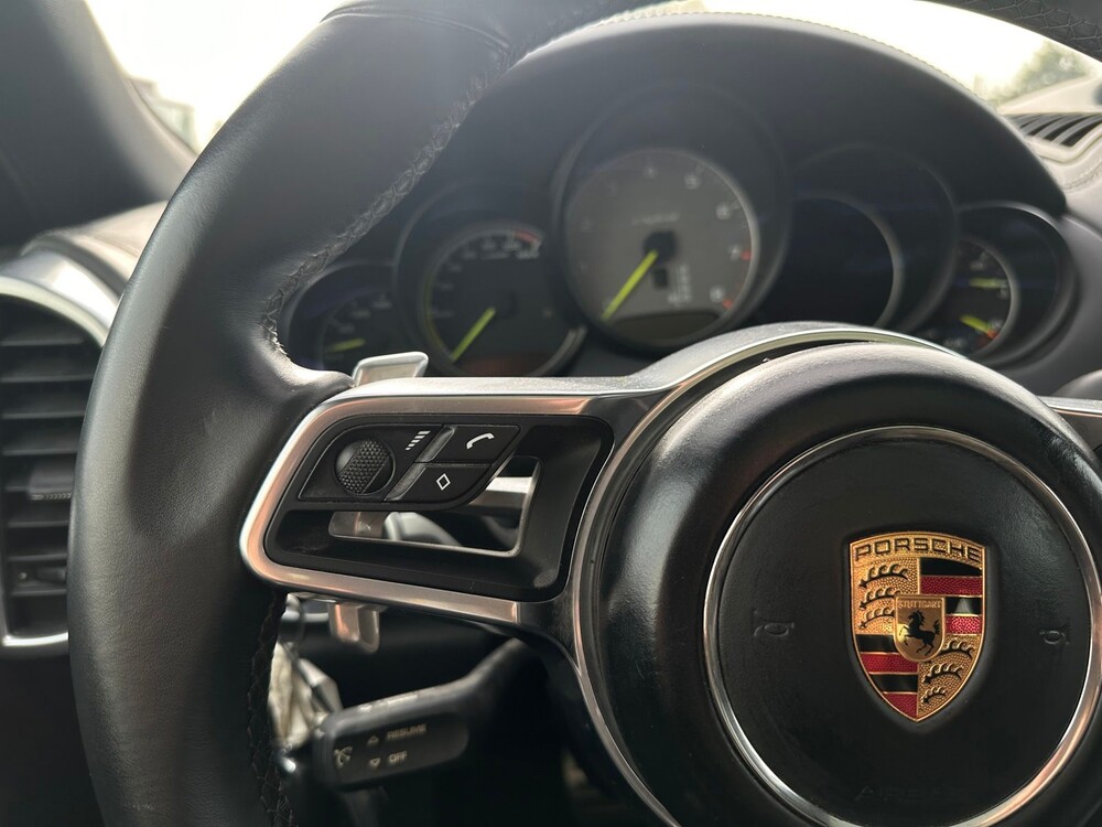 Porsche Cayenne S E-Hybrid 3.0 V6 Sport-Chrono 416pk 2015 -Orig. NL-, HR-498-S