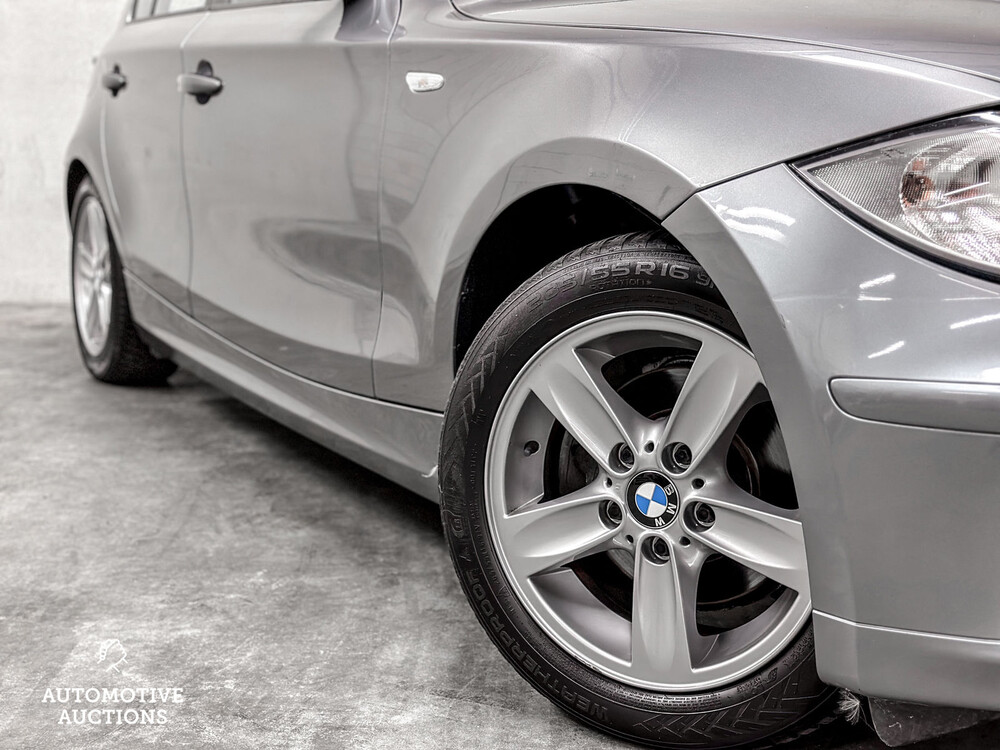 BMW 118i High Executive E87 143pk 2010 1-Serie, PK-620-R