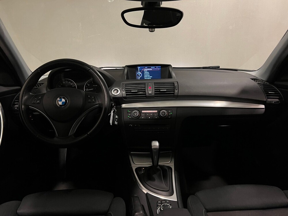 BMW 118i High Executive E87 143pk 2010 1-Serie, PK-620-R