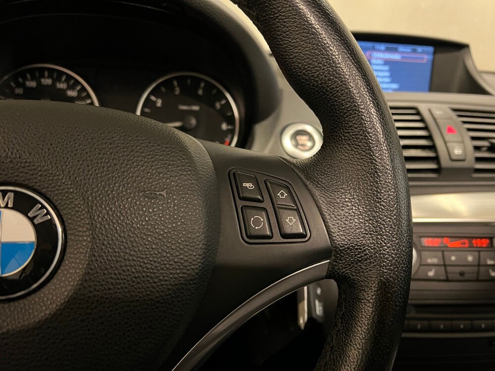 BMW 118i High Executive E87 143pk 2010 1-Serie, PK-620-R