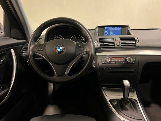 BMW 118i High Executive E87 143pk 2010 1-Serie, PK-620-R