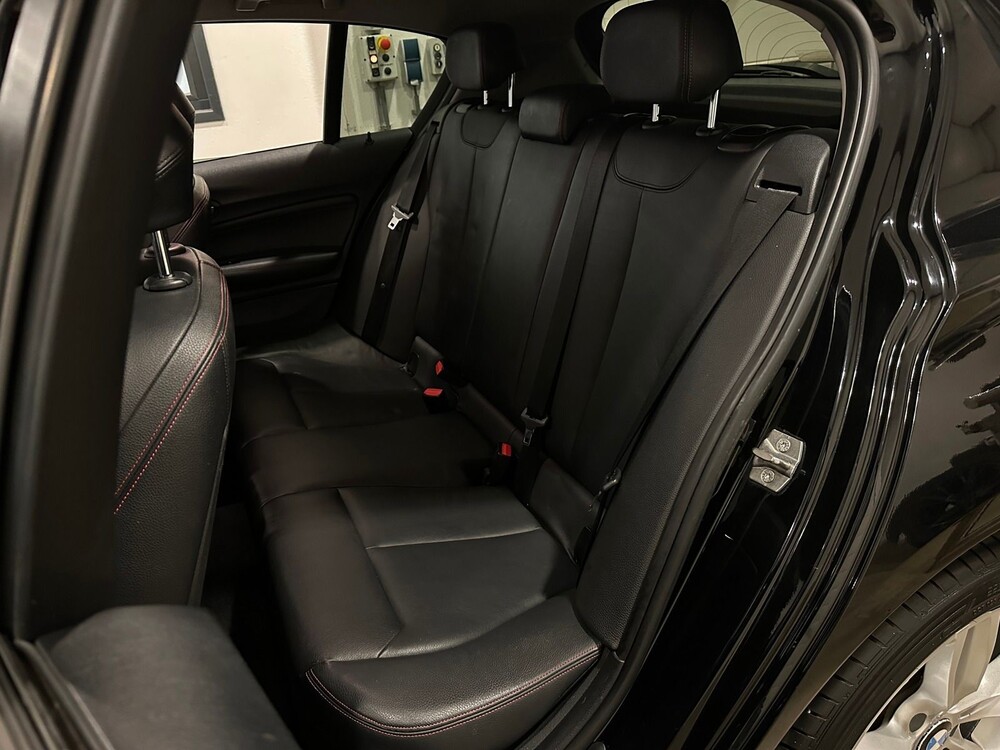 BMW 116i Sport Line Upgrade Edition 136pk 2012 1-serie -Orig. NL-, 54-XZF-8