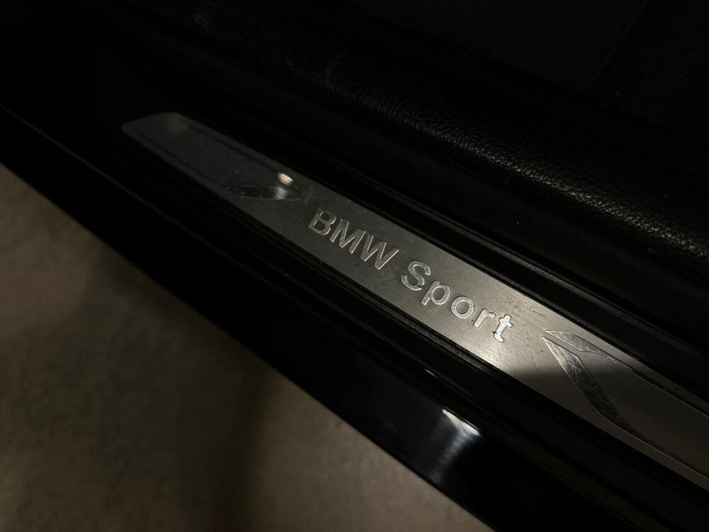 BMW 116i Sport Line Upgrade Edition 136pk 2012 1-serie -Orig. NL-, 54-XZF-8