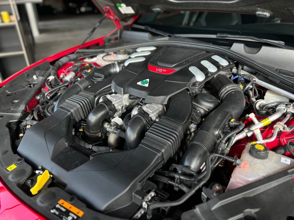 Alfa Romeo Giulia QUADRIFOGLIO 2.9 V6 510pk -HANDGESCHAKELD- 2017 -CARBON-, R-300-BB