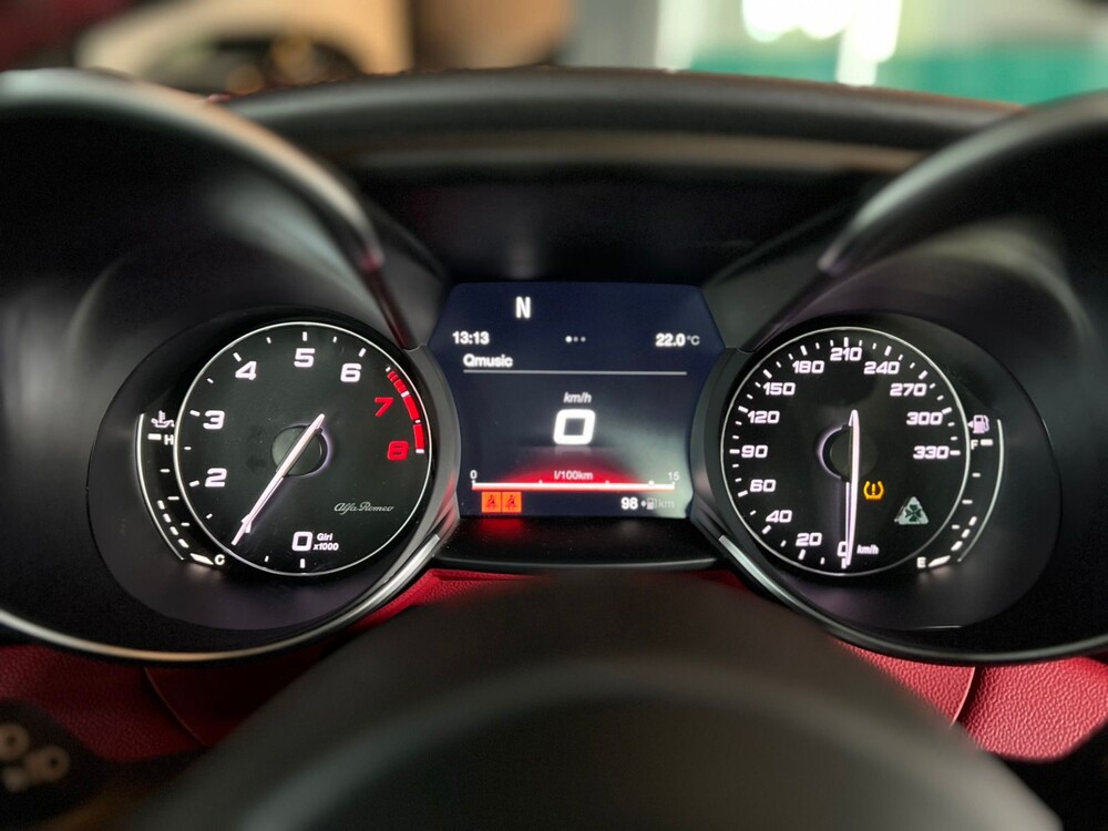 Alfa Romeo Giulia QUADRIFOGLIO 2.9 V6 510pk -HANDGESCHAKELD- 2017 -CARBON-, R-300-BB