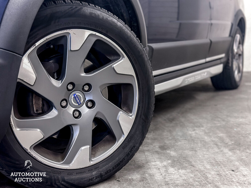 Volvo XC70 D5 Ocean Race 215pk 2011 -Orig. NL-, 87-SHD-3