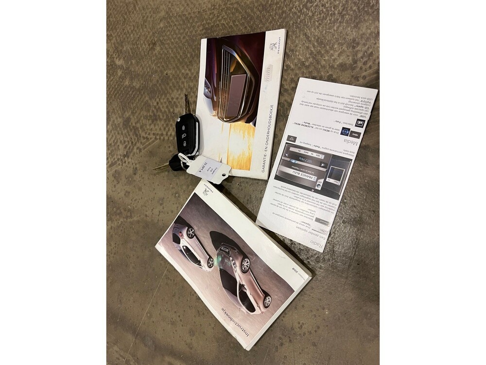 Peugeot 208 VTi Envy 82pk 2013 -Orig. NL-, 22-ZPT-8