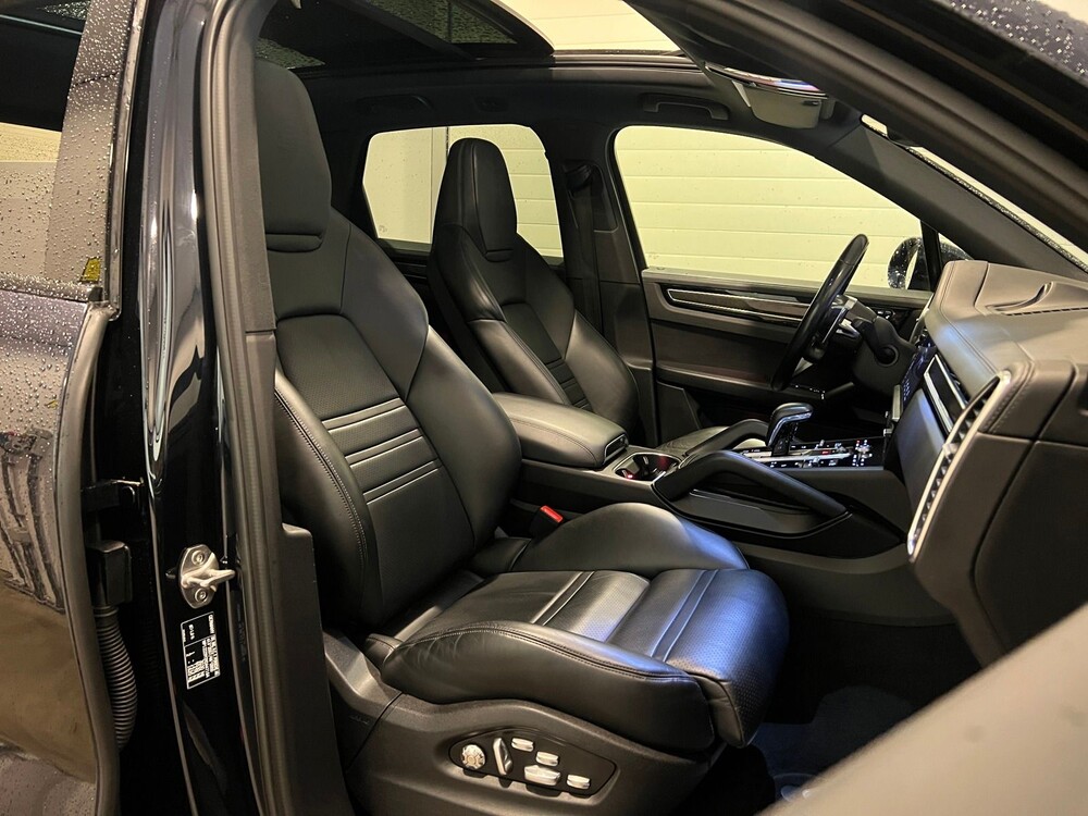 Porsche Cayenne E-Hybrid 3.0 V6 Sport-Chrono 462pk 2018 -Orig. NL-, TD-052-B