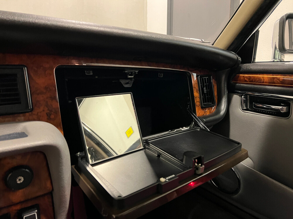 Daimler Double Six 6.0 V12 Serie 3 264pk 1990, L-022-HD