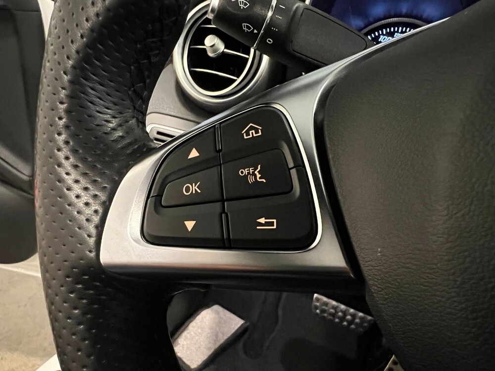 Mercedes-Benz C200 AMG Premium 184pk 2018, ZT-366-V