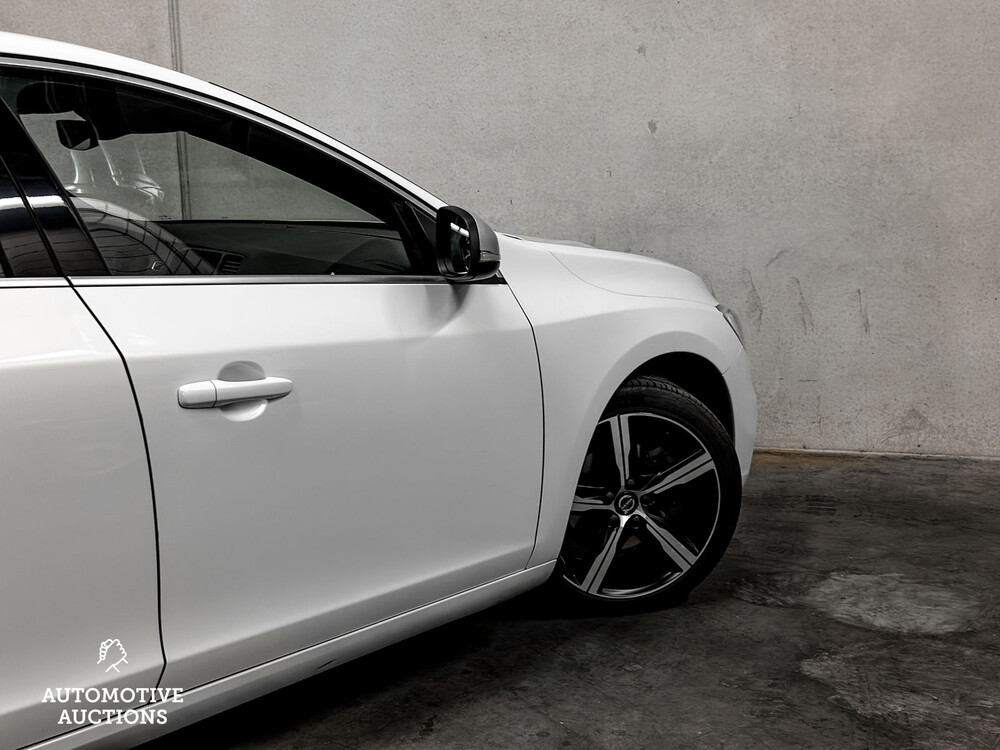 Volvo V60 Business Sport 2.0 D4 190pk 2018 -Orig. NL-, TL-707-B