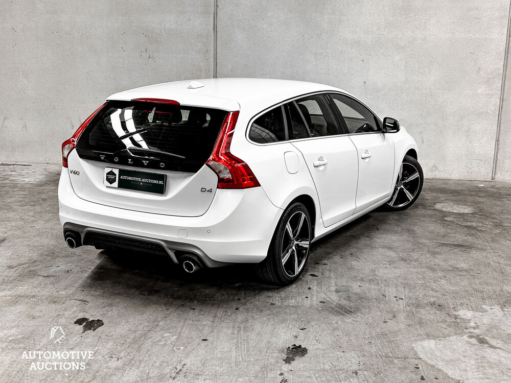 Volvo V60 Business Sport 2.0 D4 190pk 2018 -Orig. NL-, TL-707-B