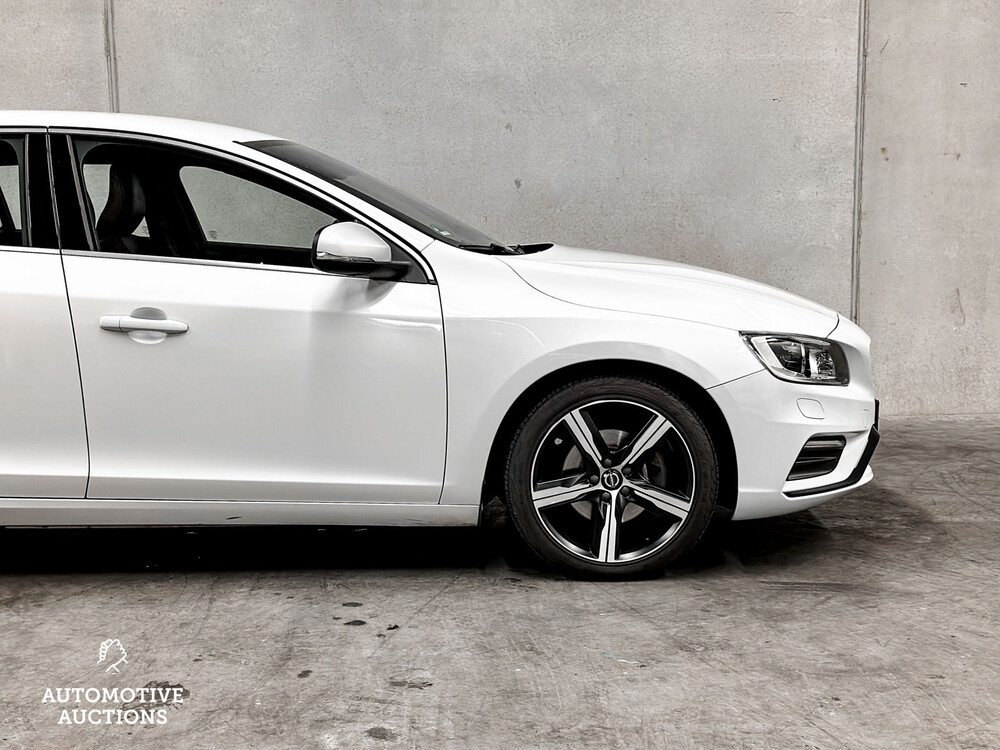 Volvo V60 Business Sport 2.0 D4 190pk 2018 -Orig. NL-, TL-707-B