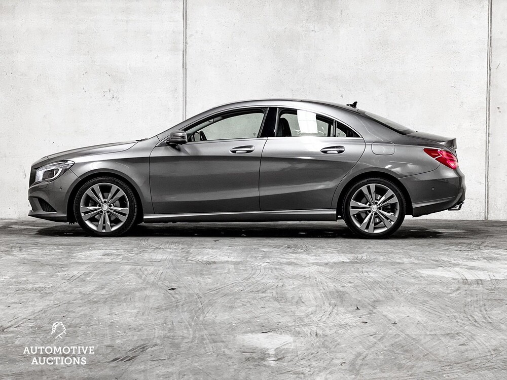 Mercedes-Benz CLA180 Ambition 122pk 2013 CLA-Klasse -Orig. NL-, 7-SNK-32