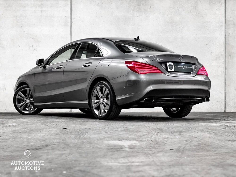 Mercedes-Benz CLA180 Ambition 122pk 2013 CLA-Klasse -Orig. NL-, 7-SNK-32