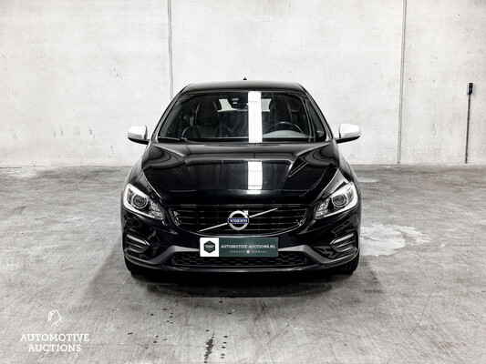 Volvo V60 R-Design 2.4 D6 Twin Engine 220PS 2015 -Orig. NL-, GJ-646-L