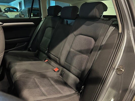 Volkswagen Passat Variant 1.6 TDI DSG Comfortline Business 120pk 2018 -Orig. NL-, RN-337-T