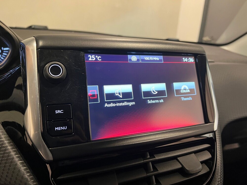 Peugeot 208 GT-line 1.2 PureTech 110pk 2016, L-188-DJ