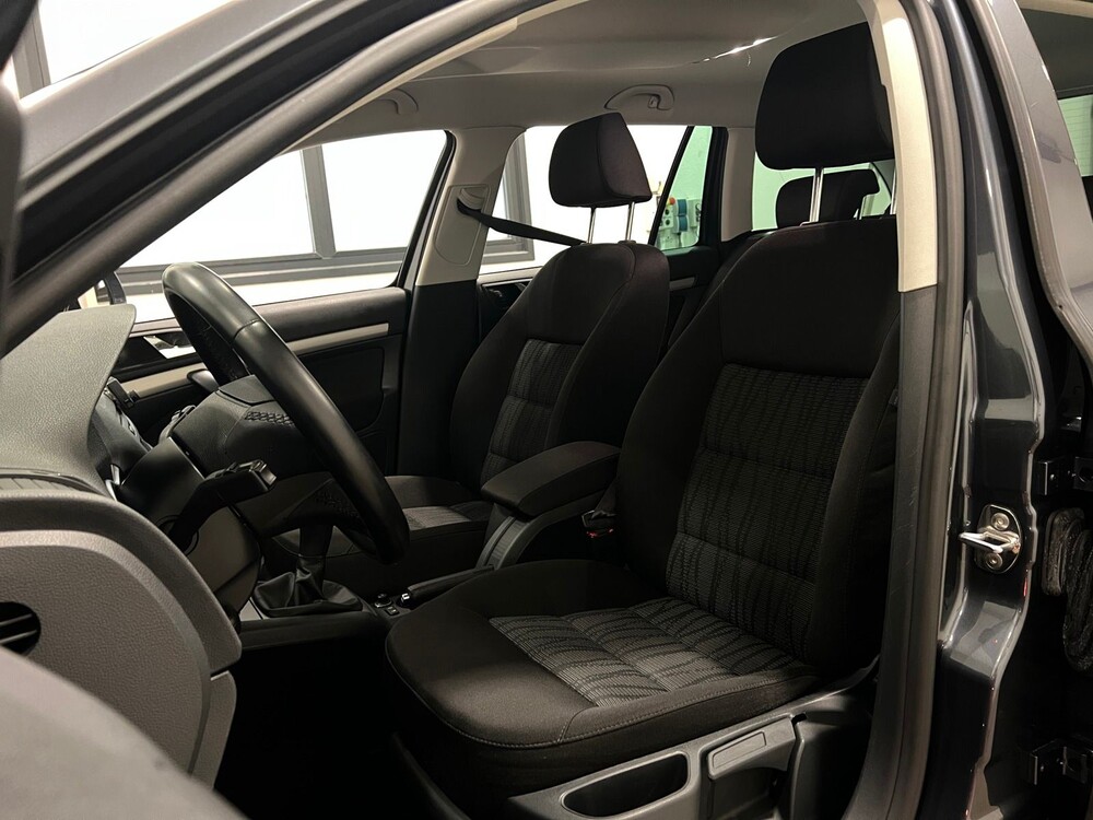 Skoda Octavia Combi 1.8 TSI Elegance 160pk 2012, 64-SXX-5