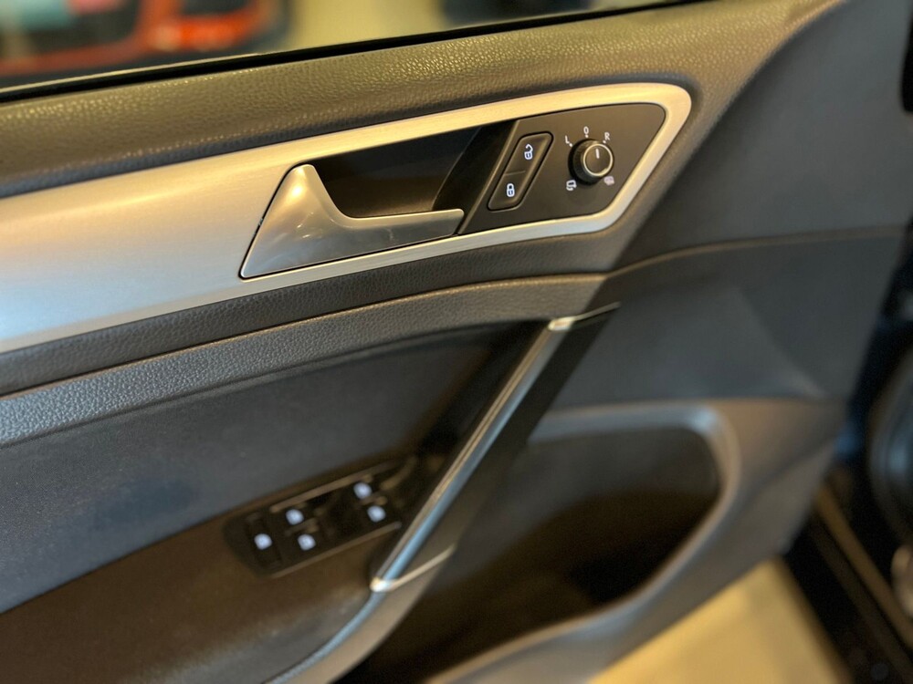 Volkswagen Golf 7 TSI Highline Cup Edition 105pk 2014, G-905-JT