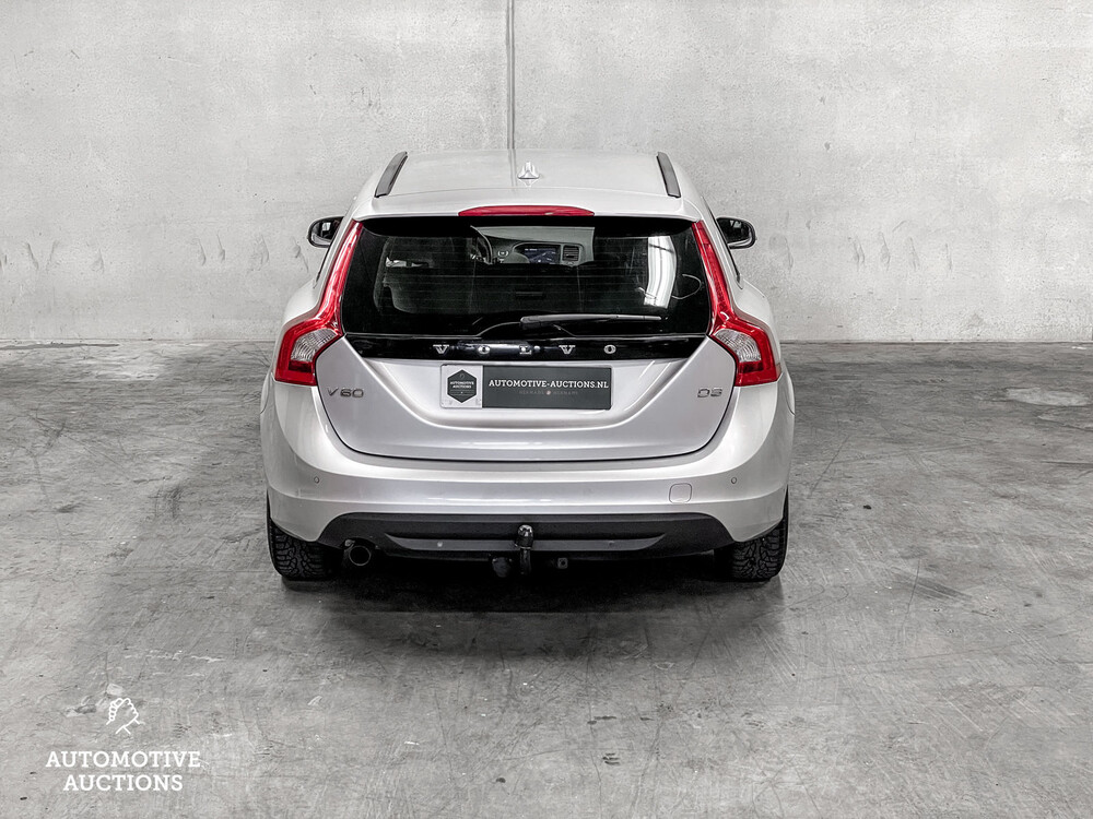 Volvo V60 2.0 D3 5-cylinder Momentum 163hp 2011, 10-XRX-7