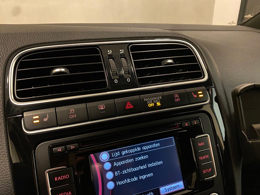 Volkswagen Polo TSI Blue GT 140pk 2013, TF-725-J