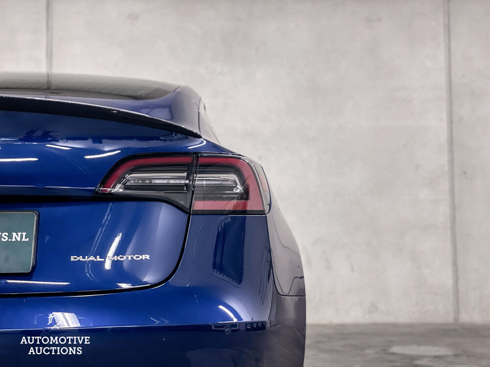 Tesla Model 3 LONG RANGE Dual Motor AWD 351pk 2019 -Orig. NL-, ZL-048-B