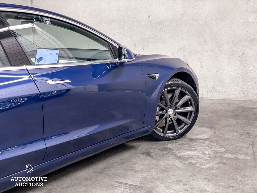 Tesla Model 3 LONG RANGE Dual Motor AWD 351pk 2019 -Orig. NL-, ZL-048-B
