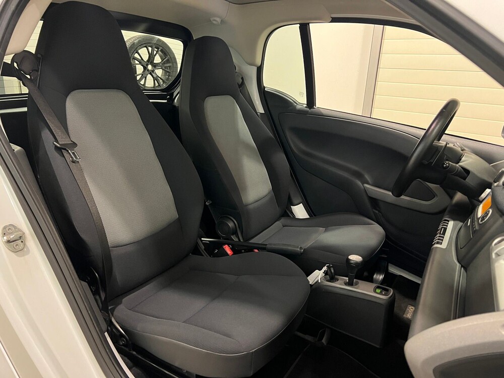 Smart Fortwo Coupé 1.0 mhd Pure 2012, 11-ZJZ-8