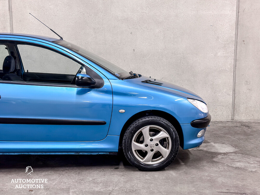 Peugeot 206 1.4 Gentry 75pk 2002 -Orig. NL-, 15-HT-PV
