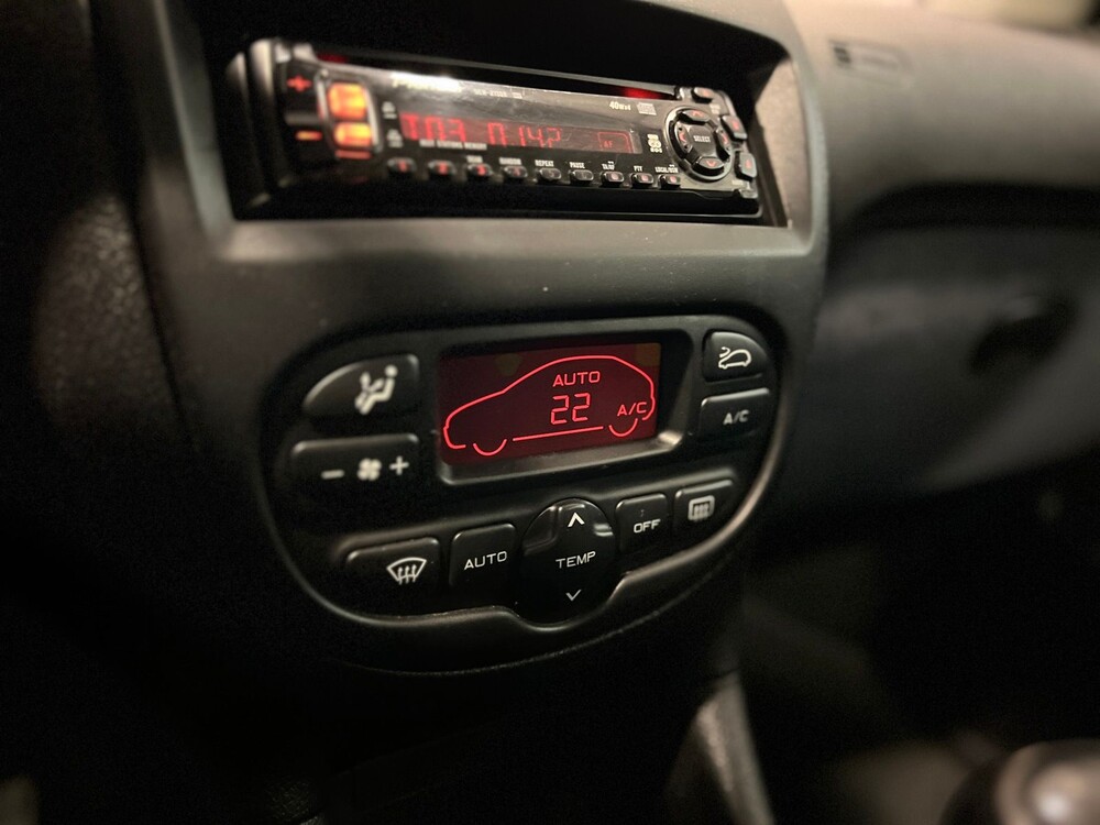 Peugeot 206 1.4 Gentry 75pk 2002 -Orig. NL-, 15-HT-PV