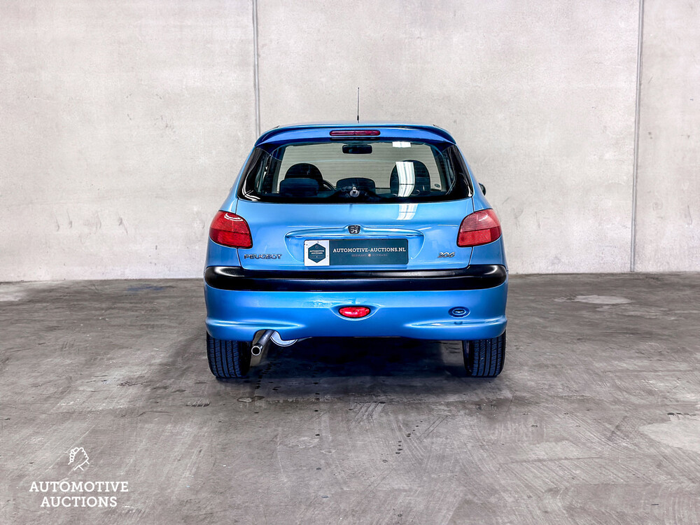 Peugeot 206 1.4 Gentry 75pk 2002 -Orig. NL-, 15-HT-PV