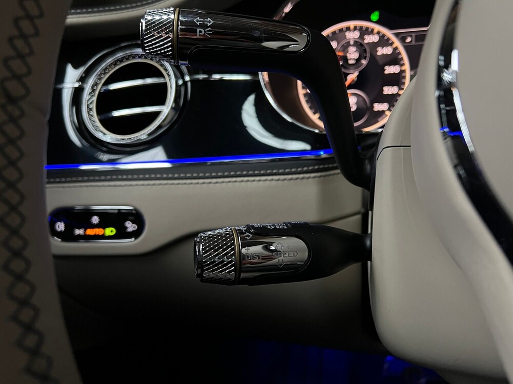 Bentley Flying Spur 6.0 W12 S 635PS Erstausgabe NEUES MODELL 2020 (ORIGINAL ENGLISCH), H-376-XF