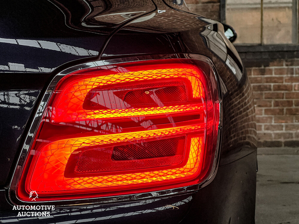 Bentley Flying Spur 6.0 W12 S 635PS Erstausgabe NEUES MODELL 2020 (ORIGINAL ENGLISCH), H-376-XF