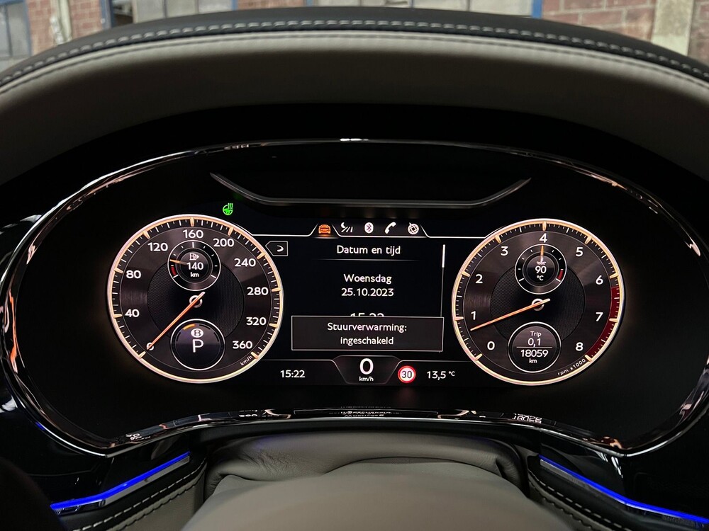 Bentley Flying Spur 6.0 W12 S 635PS Erstausgabe NEUES MODELL 2020 (ORIGINAL ENGLISCH), H-376-XF