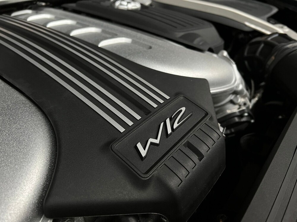 Bentley Flying Spur 6.0 W12 S 635PS Erstausgabe NEUES MODELL 2020 (ORIGINAL ENGLISCH), H-376-XF