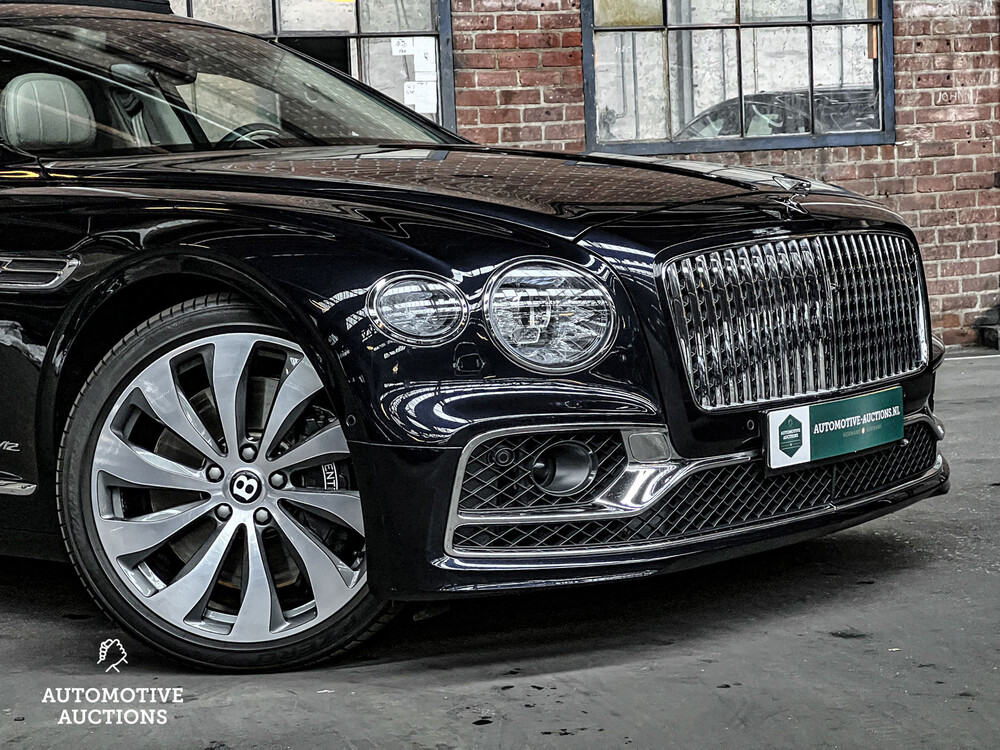 Bentley Flying Spur 6.0 W12 S 635PS Erstausgabe NEUES MODELL 2020 (ORIGINAL ENGLISCH), H-376-XF