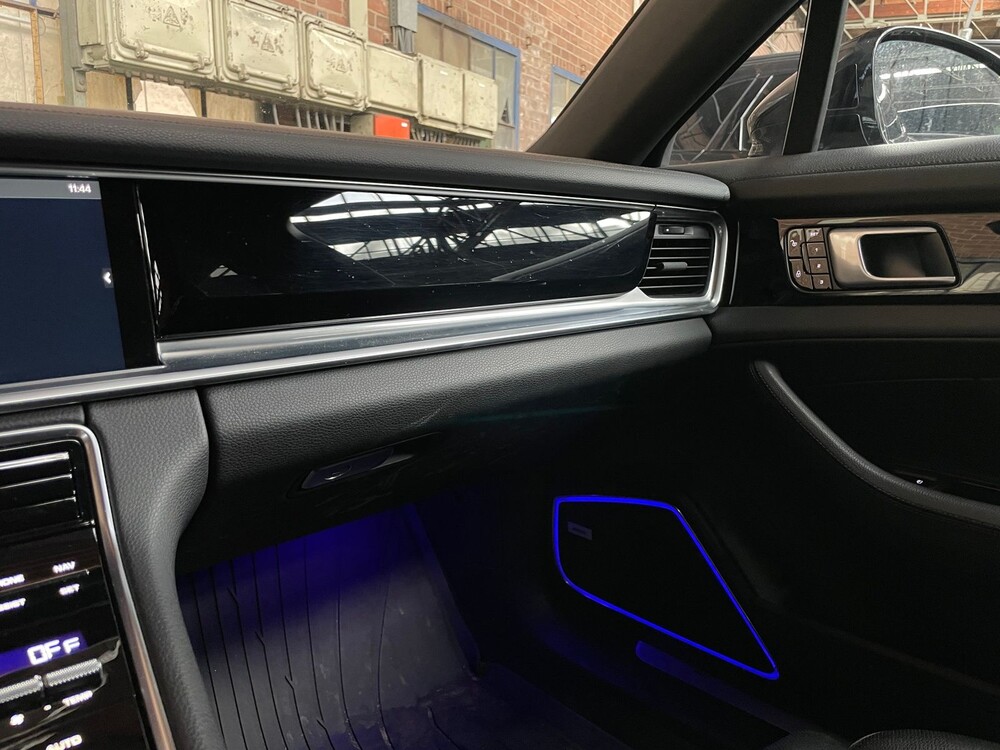 Porsche Panamera 4 E-Hybrid 2.9 V6 Plug-In Hybrid MY-2018 462PS SPORT-DESIGN SPORT-CHRONO 2017